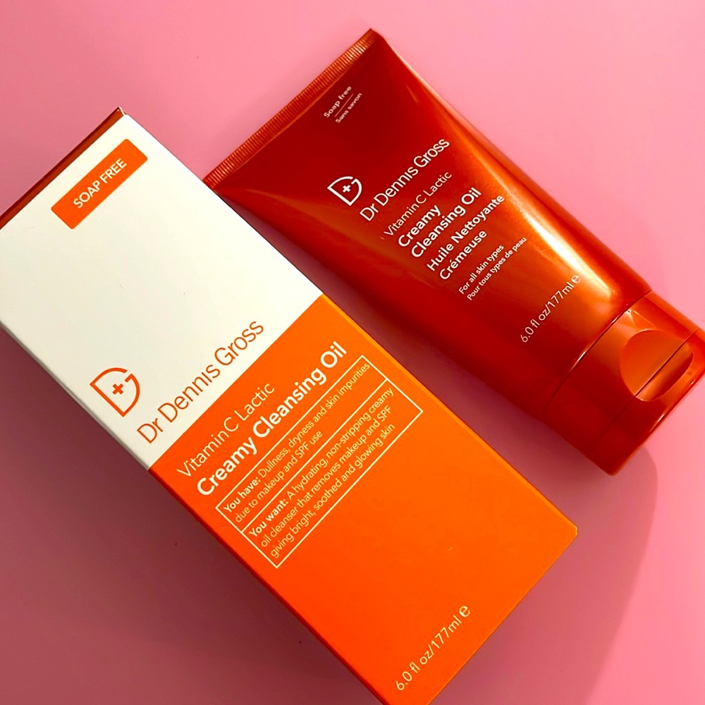 Dr. Dennis Gross Skincare
Vitamin C Lactic Creamy Cleansing Oil